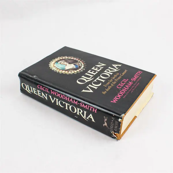 Queen Victoria Cecil Woodham-Smith 1972 Book Club Edition Hardcover
