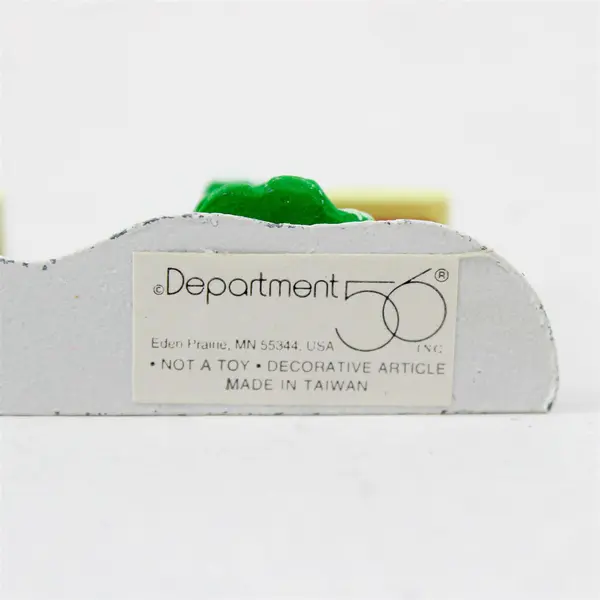 Dept 56 Village Tree Lined Courtyard Fence Sections Set of 8 #52124