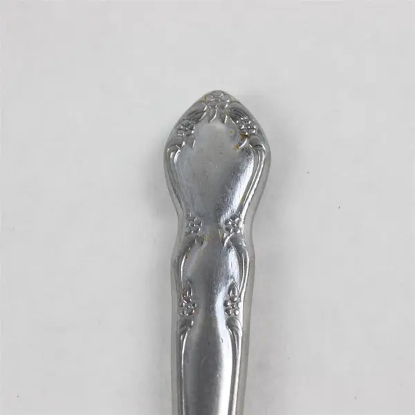 Lot of 5 Jenna by Retroneu Dinner Knives Silverplate Flatware
