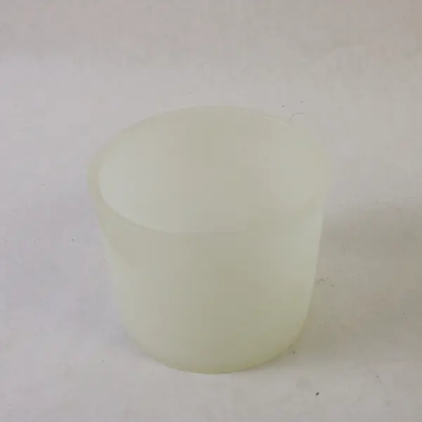 Tupperware 122-6 Snack Container with Lid 296-11