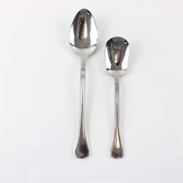 Set of 2 Reed & Barton Mixed Spoons Ultra Select Piazza Navona 18/0 Stainless
