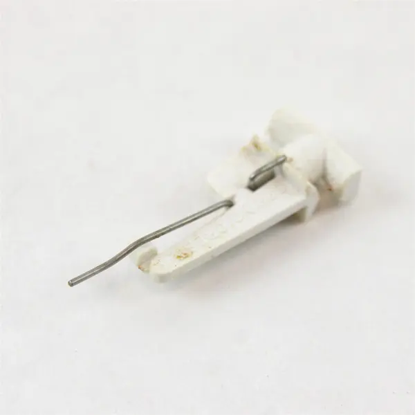 2pc Spring Crest Looper Spreaders Sewing Machine Parts Singer Consew 550547