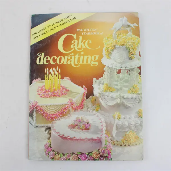 Wilton Yearbook of Cake Decorating 1976 Paperback Magazine
