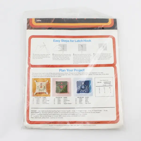 Columbia-Minerva Prairie Flower Add-a-Unit Latch Hook Kit 15" x 15"
