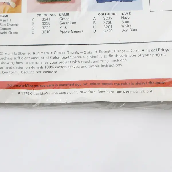 Columbia-Minerva Prairie Flower Add-a-Unit Latch Hook Kit 15" x 15"