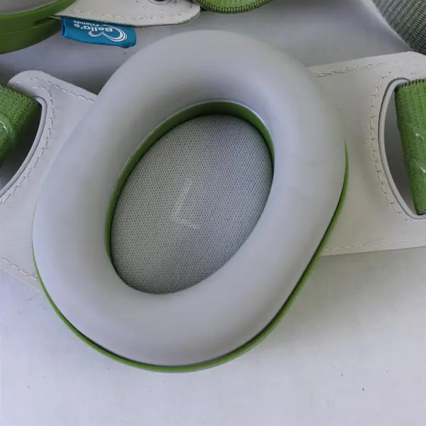 Bella's Friends Green Baby Hearing Protection Earmuffs 6-48 Mos SNR 24dB