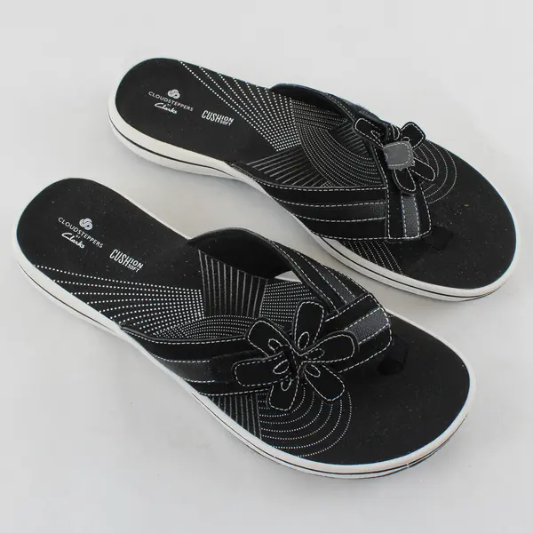 Clarks Cloudsteppers Women's Black White Floral Thong Flip Flops Sandals 9M