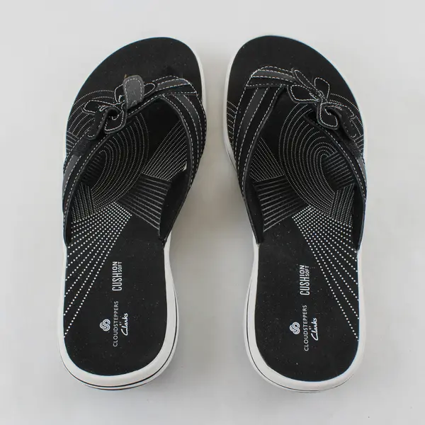 Clarks Cloudsteppers Women's Black White Floral Thong Flip Flops Sandals 9M
