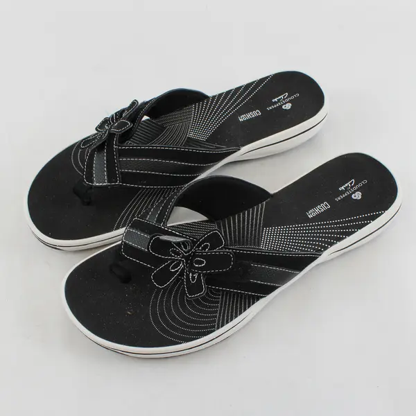 Clarks Cloudsteppers Women's Black White Floral Thong Flip Flops Sandals 9M