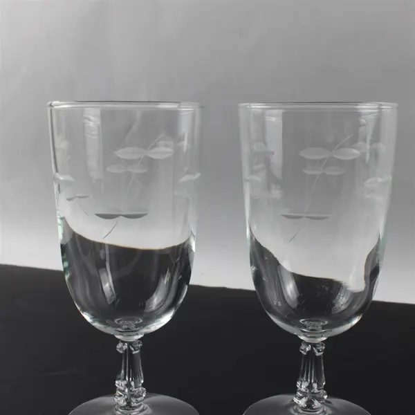 Lot Of 2 Libbey Glass Company Windswept Pattern Clear Iced Tea Glasses 7.25"