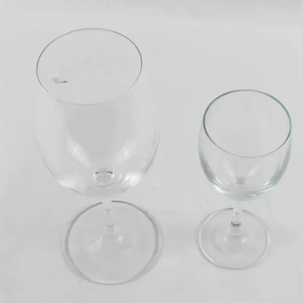 Lot Of 2 Unbranded/Unmarked Clear Glass Sherry Glass 6.75" & Wine Glass 9" Tall