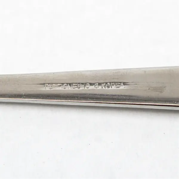 Seven 18/8 Stainless Place/Oval spoons from Retroneu in the Pattern Maxima