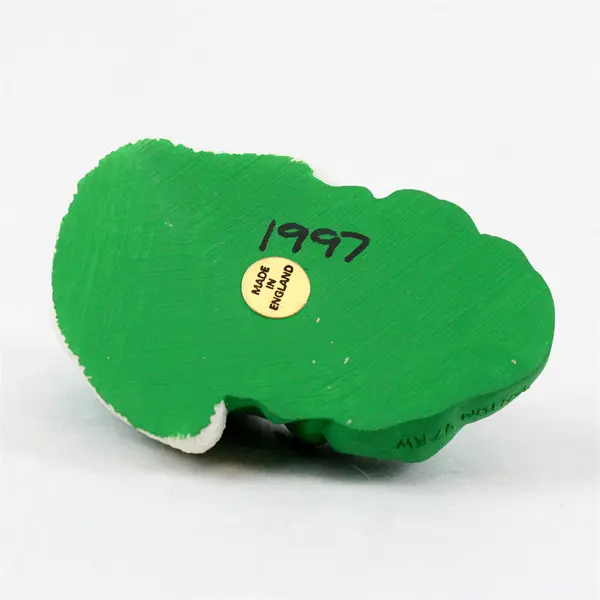 Panton International Krystonia Comphy #757 A Hat Makes a Warm Cover