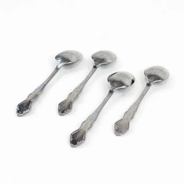 Lot of 4 Retroneu Place/Oval Spoons Jenna Pattern