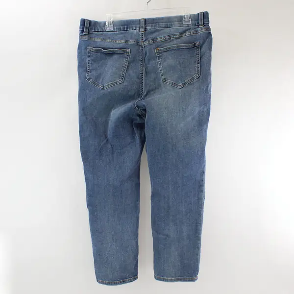D & Co. Medium Wash Distressed Denim Pants Women's Size 20WP