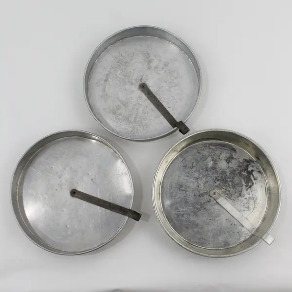 Lot of 3 Vintage 8in Aluminum Round Cake Pans w/ Metal Cutter Bars
