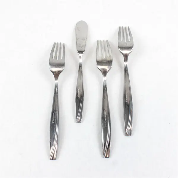Oneida Camlynn Mirror Cleo Stainless Flatware Lot, 3 Salad Forks 1 Butter Knife