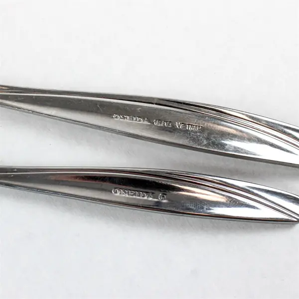 Oneida Camlynn Mirror Cleo Stainless Flatware Lot, 3 Salad Forks 1 Butter Knife