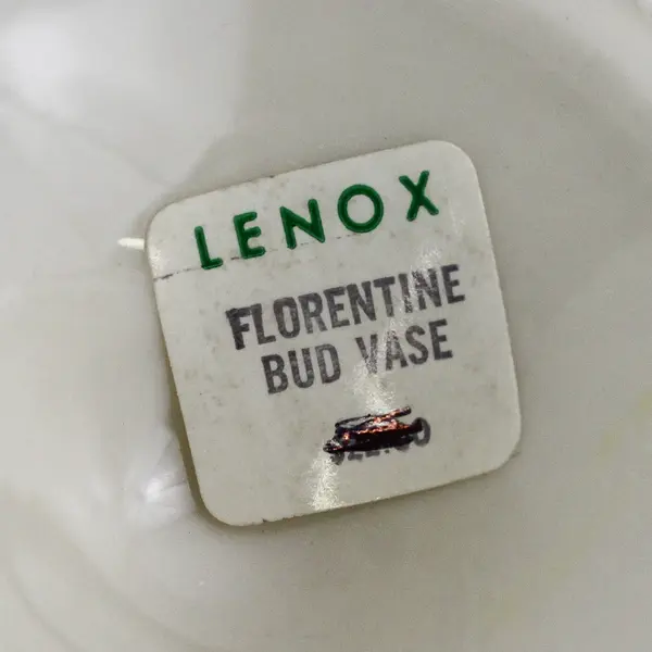 Lenox Florentine Bud Vase Raised Embossed Acanthus Leaf  Pattern 11" Tall.