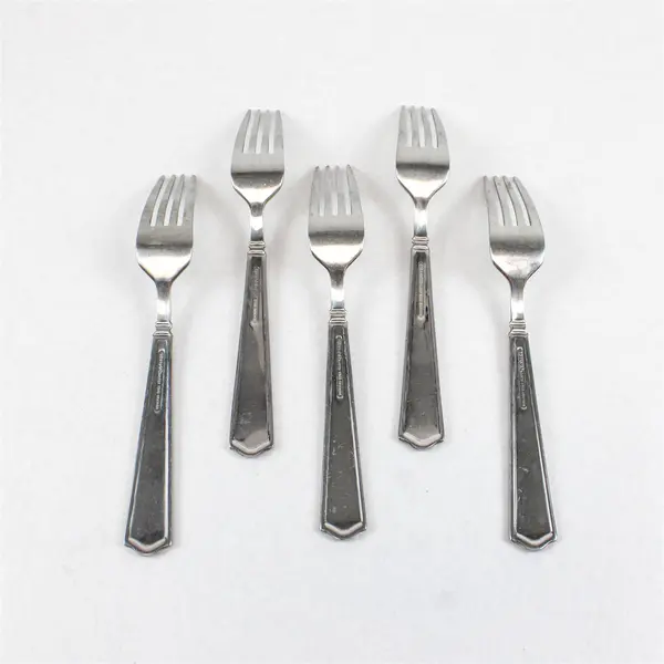 Lot of 5 Reed & Barton Terrace 18/10 Stainless Dinner Forks