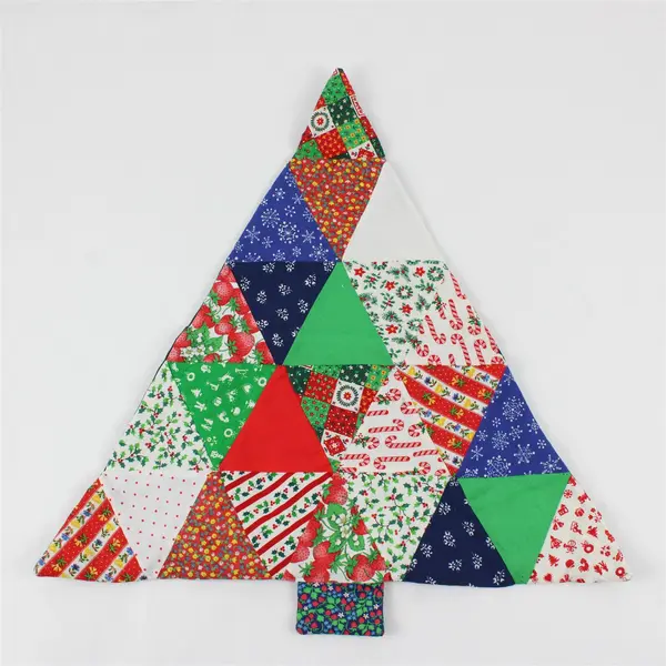 Handmade Patchwork Christmas Tree Themed Kitchen Hot Pad 18"