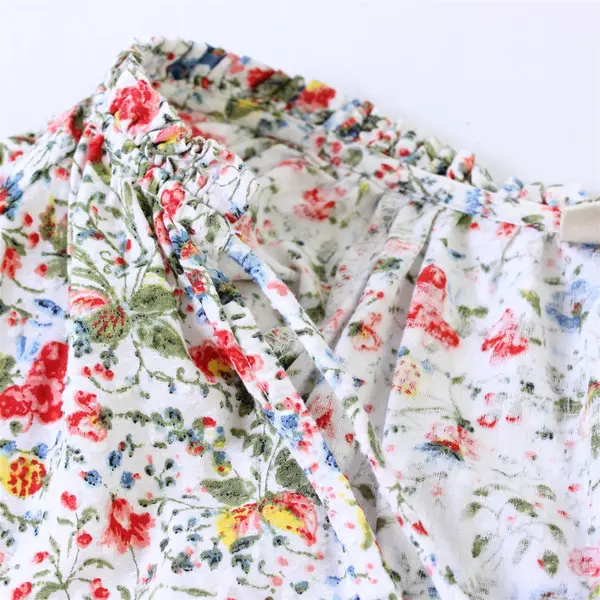Style & CO Blouse Women's Size Medium White Floral Lightweight Neck Drawstring