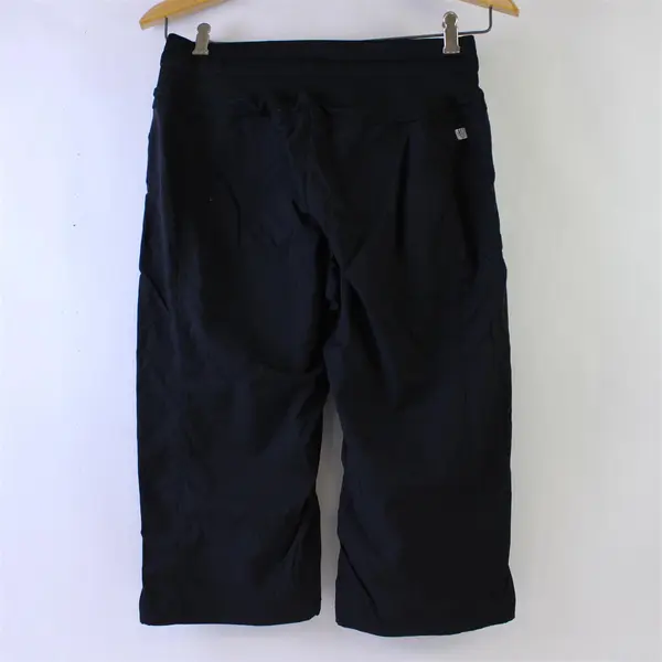 Miraclesuit Women's Size Small Black Stretch Capri Athletic Pants Pockets