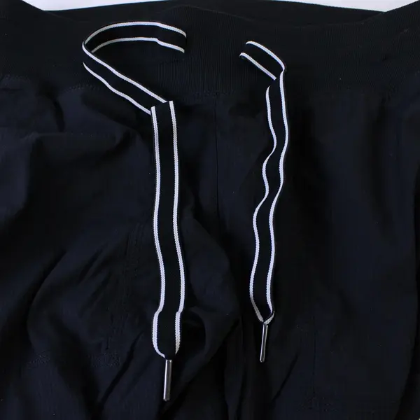 Miraclesuit Women's Size Small Black Stretch Capri Athletic Pants Pockets