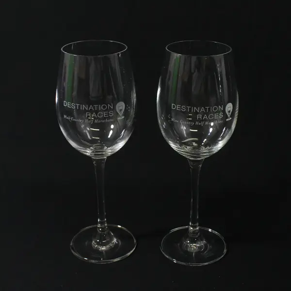 Schott Zwiesel Lot of 2 Clear Wine Glasses Wine Country Half Marathons 9in