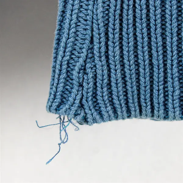 Claybrooke Blue Crew Neck Cotton Sweater Women's Large FLAWED