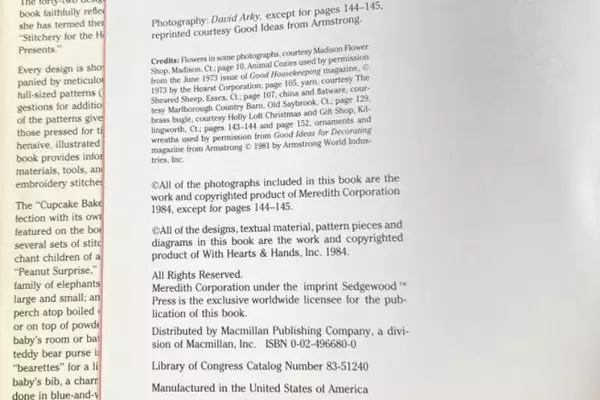 Vintage Scrap Saver's Gift Stitchery Sandra Lounsbury Foose 1984 Sedgewood Press