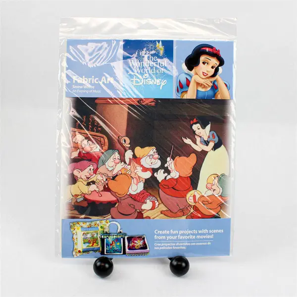 Wonderful World of Disney Fabric Art Snow White An Evening of Music 8.5" Square