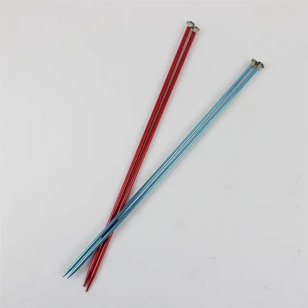 Aluminum Knitting Needles 2 Pairs Blue Sz 6 Boye-Marked Red Sz 8 Used