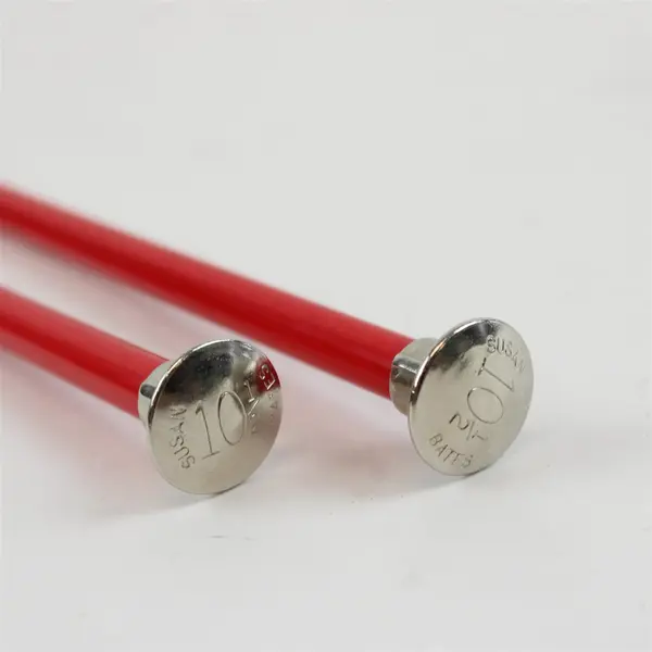 Lot of 4 Susan Bates Knitting Needles 2 Red Plastic 10.5 2 Gray 5