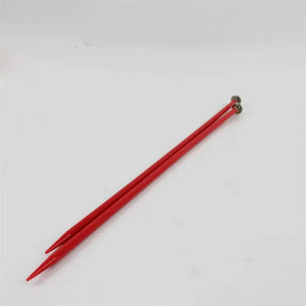 Lot of 4 Susan Bates Knitting Needles 2 Red Plastic 10.5 2 Gray 5