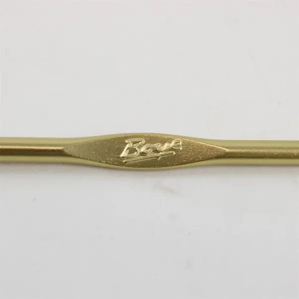 Lot of 2 Crochet Hooks Boye Aluminum 6/6 4.25mm Clover Plastic E 3.5mm