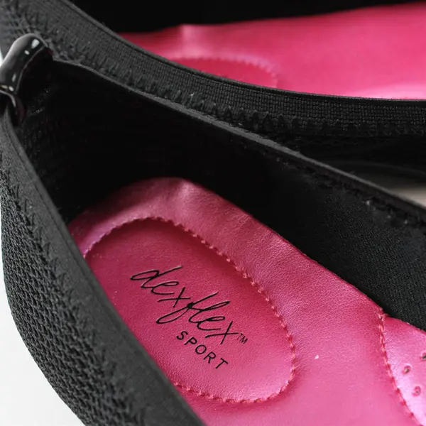 Dexflex Sport Womens Danika Black Slip-On Flats 7.5