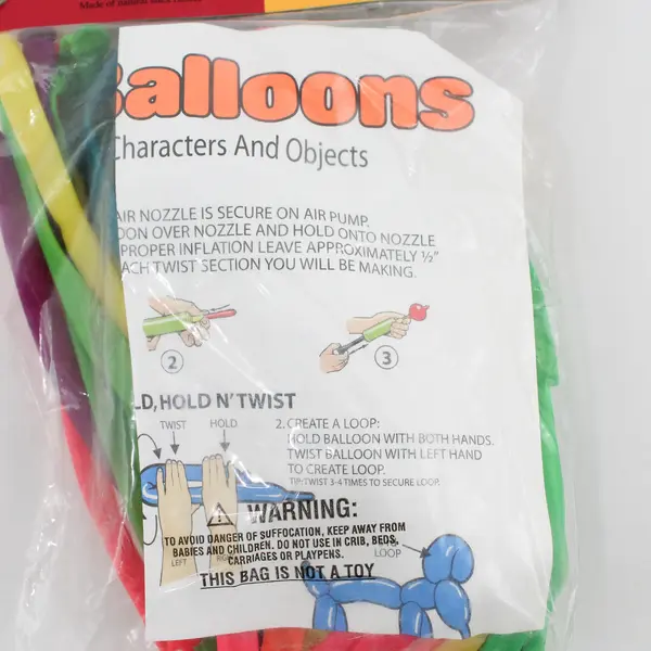 Playville 25 Twisty Balloons w/ Air Pump 17818 New Instructions