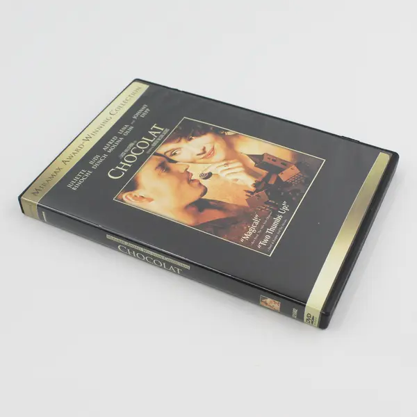 Chocolat DVD 2000 Johnny Depp, #021682 with special features 