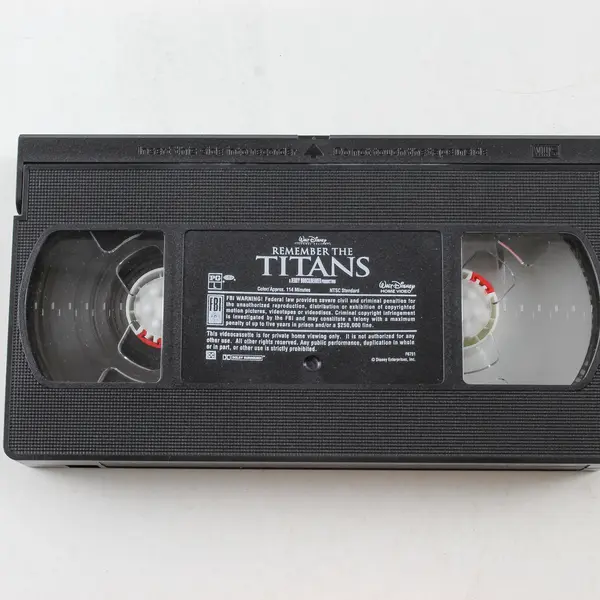 Remember The Titans VHS 2001 Denzel Washington Disney Family Movie Classic