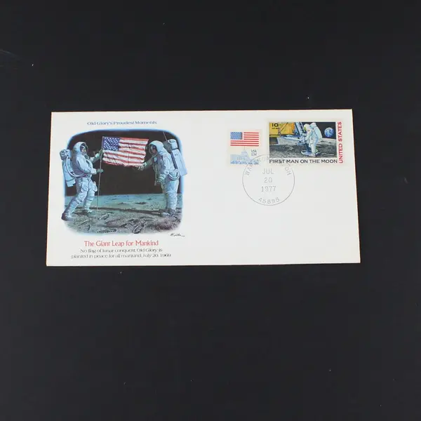 1977 Old Glory's Proudest Moments Giant Leap For Mankind Fleetwood Cover