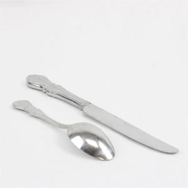 Lot of 4 Reed & Barton Schubert Stainless Flatware Dinner Knives Spoon