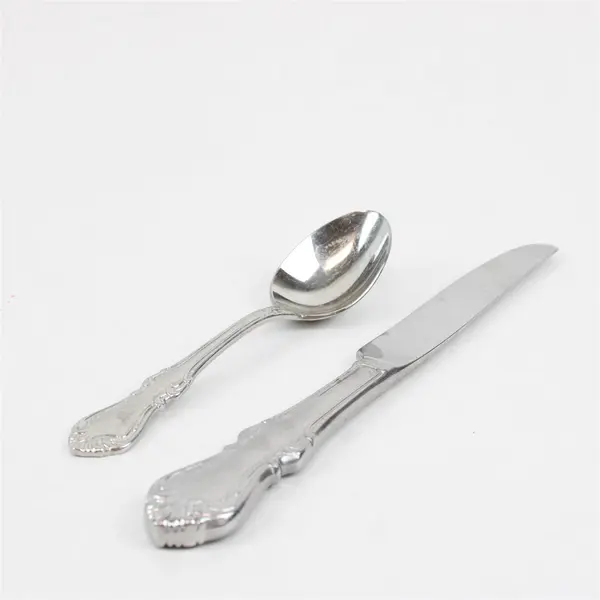 Lot of 4 Reed & Barton Schubert Stainless Flatware Dinner Knives Spoon