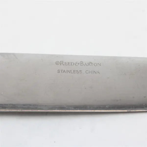 Lot of 4 Reed & Barton Schubert Stainless Flatware Dinner Knives Spoon