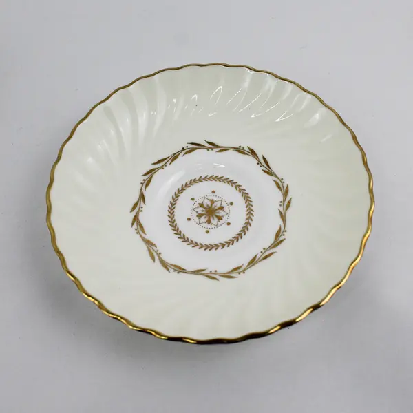 2 Vintage Minton Legacy Cream Coffee or Tea Cups And 4 Saucers