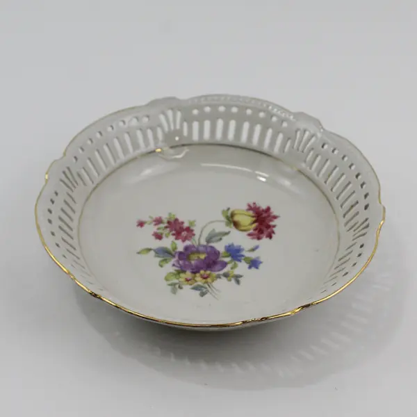 Vtg round Schwarzenhammer Bavaria Germany Reticulated Rim Bowl Floral Design 