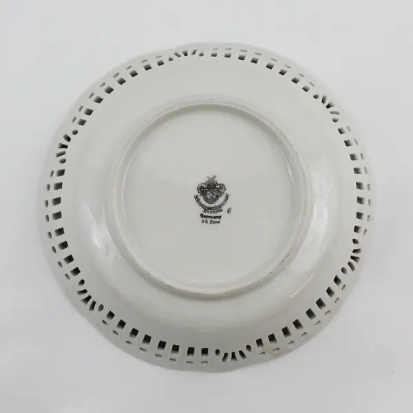 Vtg round Schwarzenhammer Bavaria Germany Reticulated Rim Bowl Floral Design 