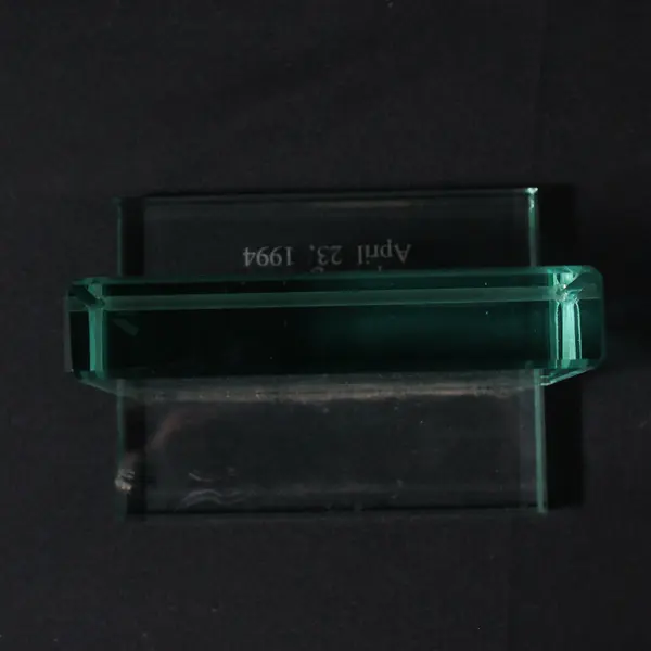1994 Tanger Factory Outlet Center McMinnville Oregon Grand Opening Glass Plaque