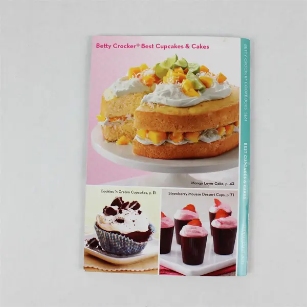 Betty Crocker Best Cupcakes & Cakes Magazine 2012 72 Recipe Cards Photos