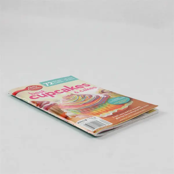Betty Crocker Best Cupcakes & Cakes Magazine 2012 72 Recipe Cards Photos